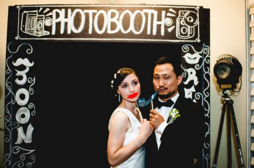 rustic-elegant-wedding-photobooth-fun__full